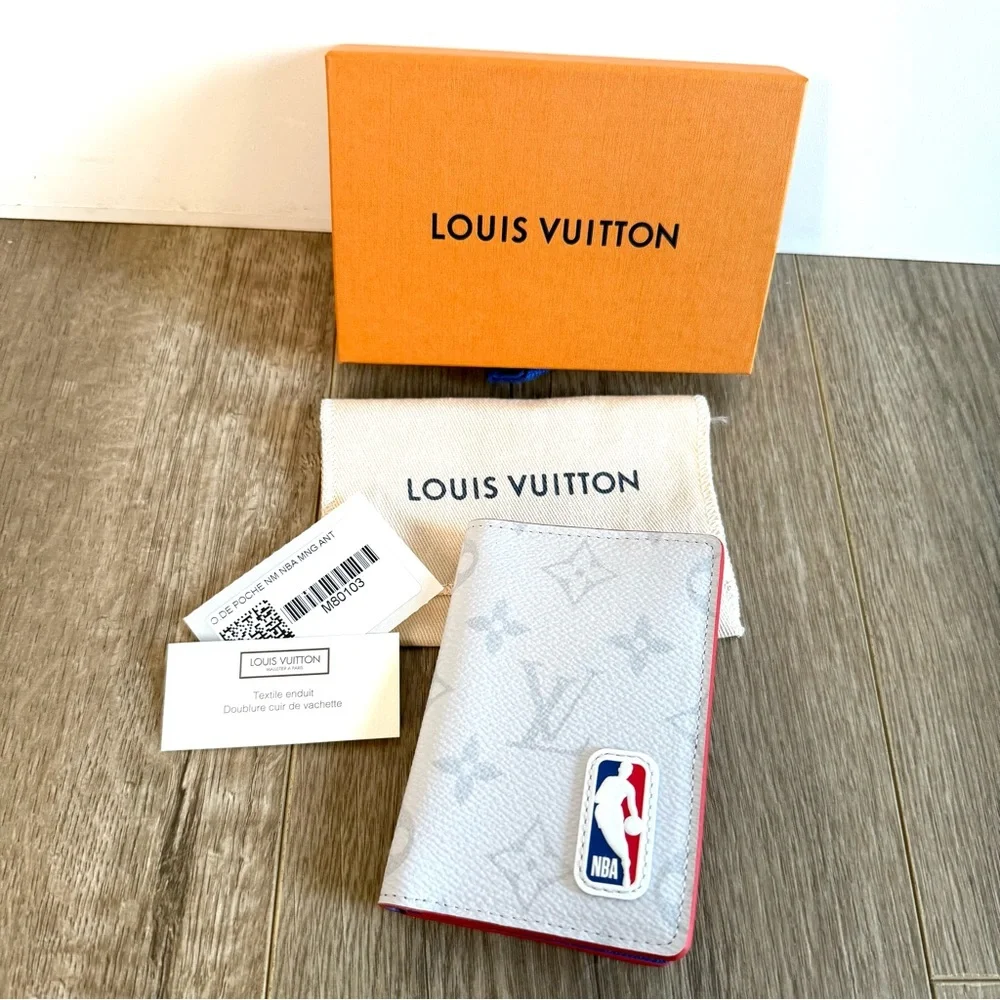 Louis Vuitton 100% authentic